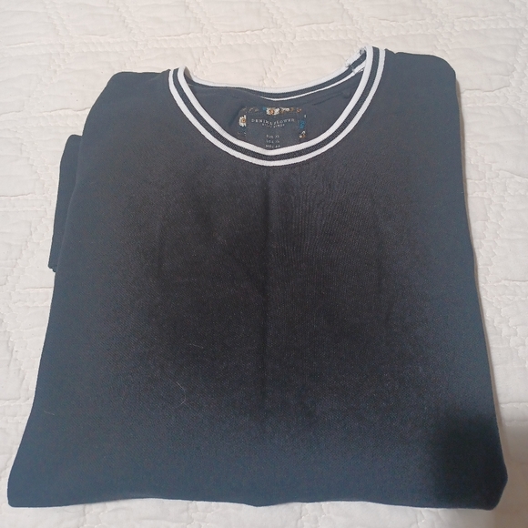 Denim & Flower Black and White T-Shirt Short Sleeve - Picture 5 of 6